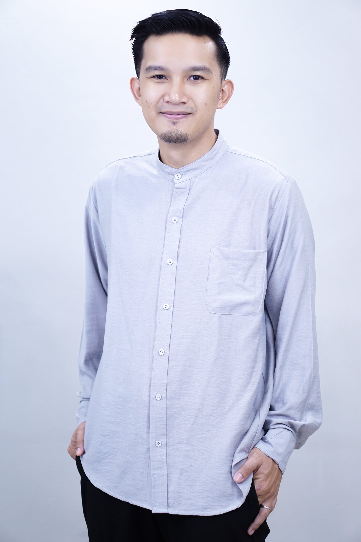 Hamzah (Adults) in Light Grey