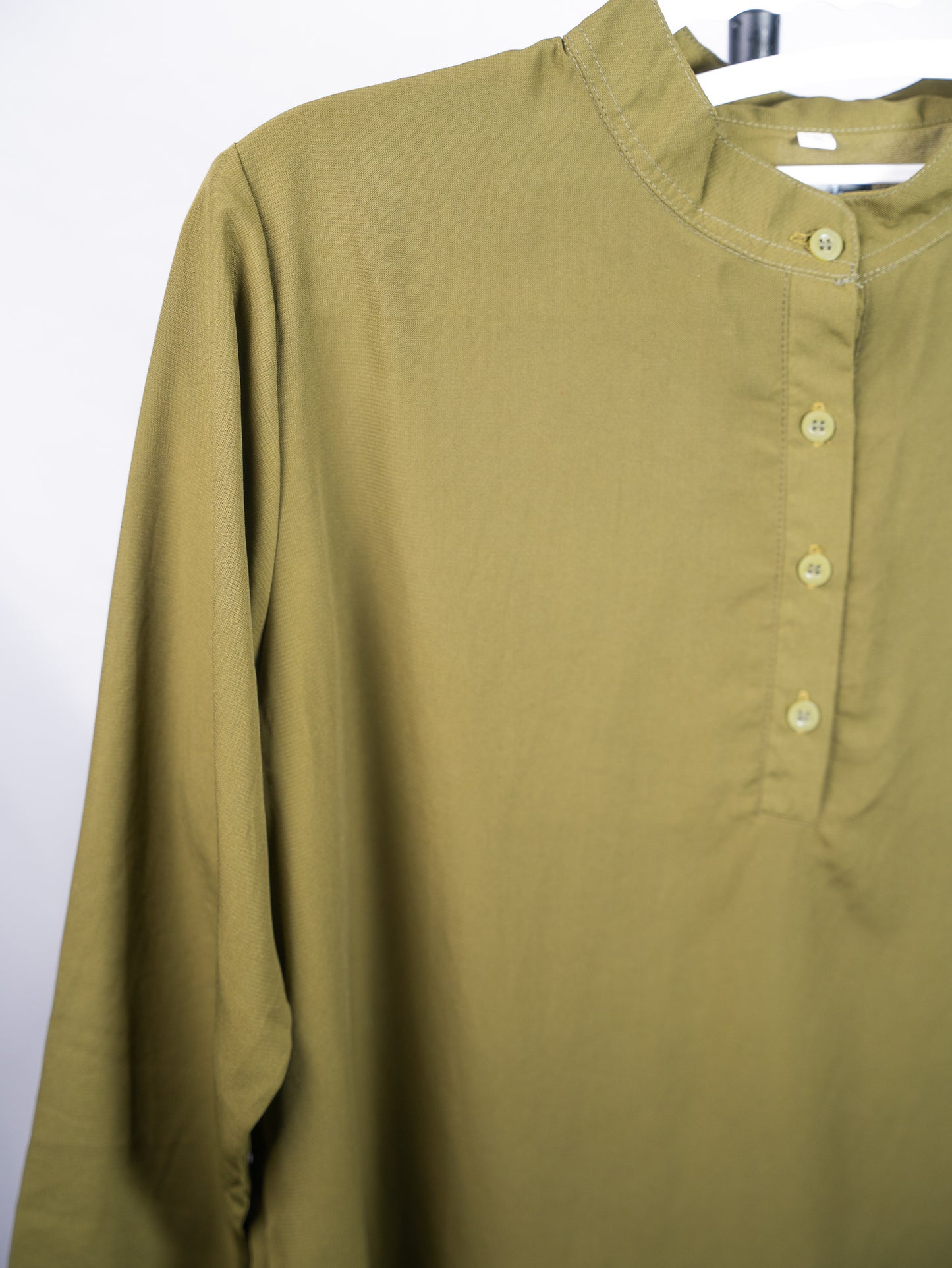 Mishfa in Olive Green